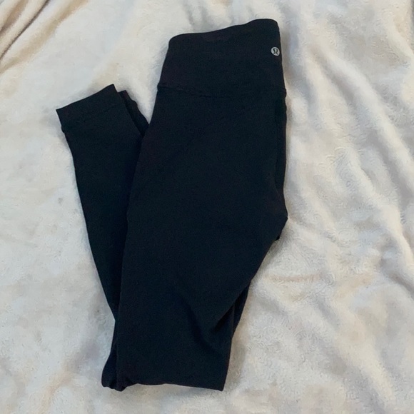 Lululemon black leggings - Picture 1 of 6